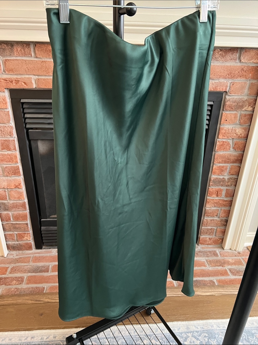 OAK + FORT Deep Green Satin Midi Skirt